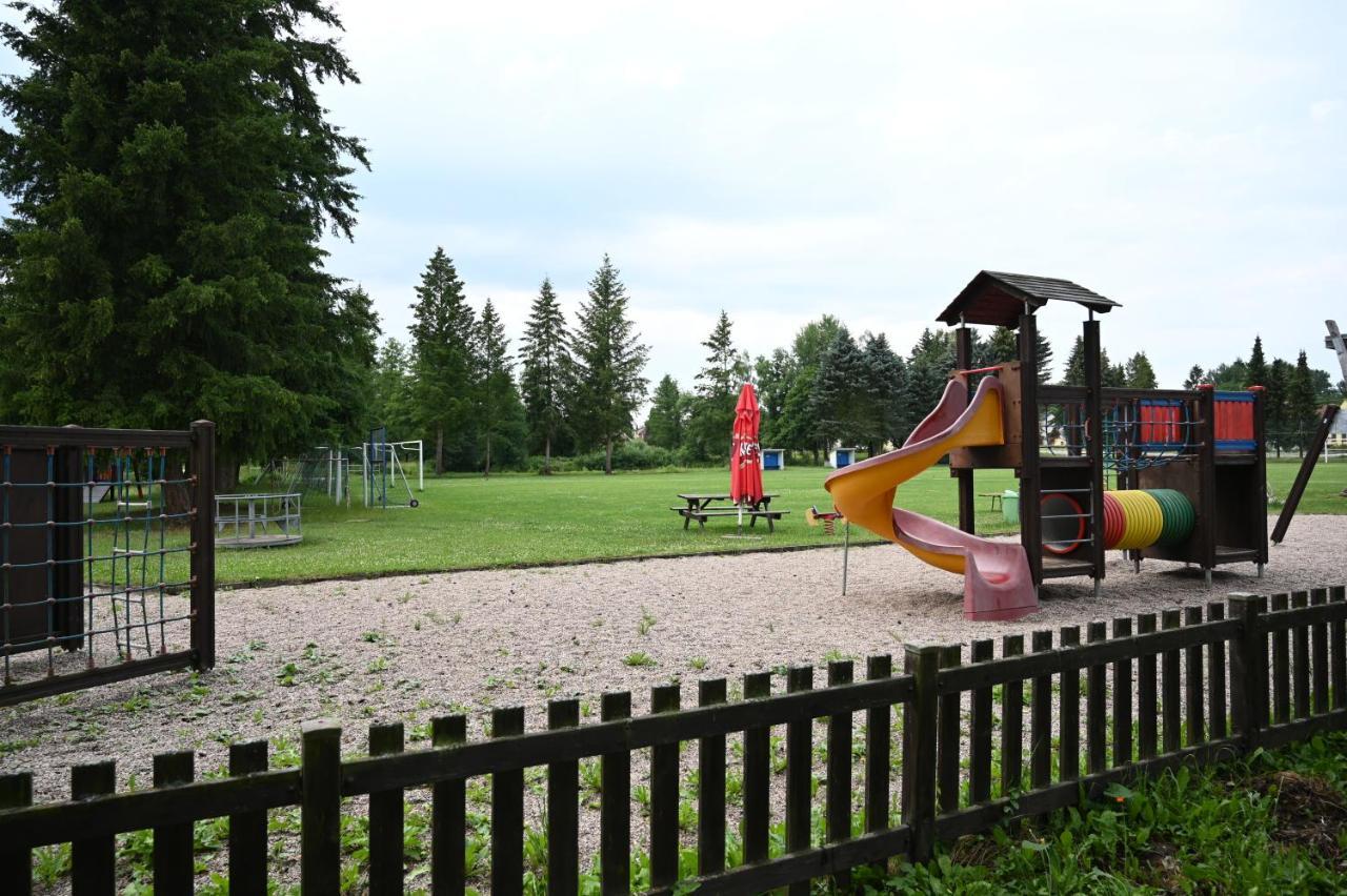 Penzion Mezi Radky Jindřichŭv Hradec Exterior photo