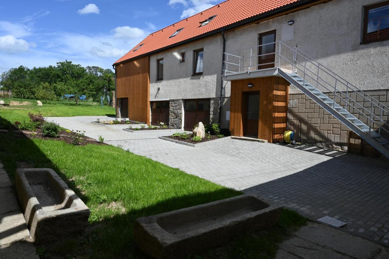 Penzion Mezi Radky Jindřichŭv Hradec Exterior photo